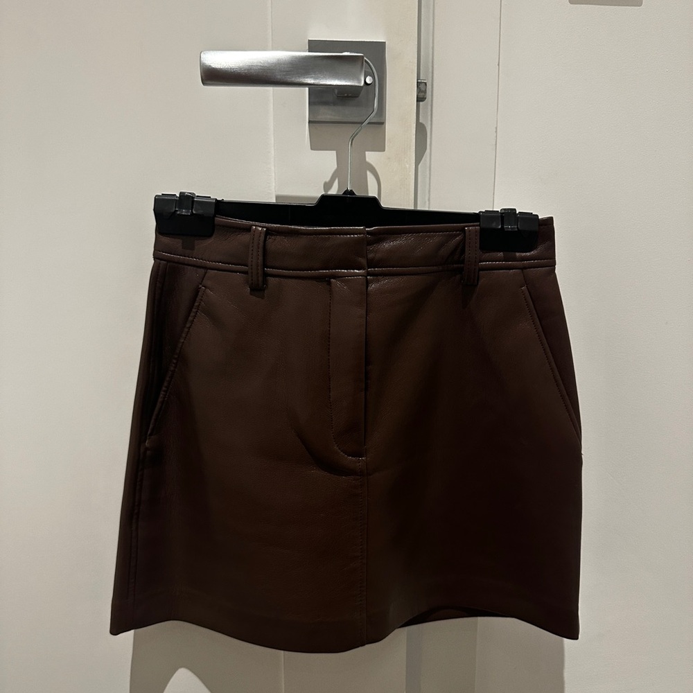 Aritzia Babaton Vegan Leather Mini Skirt